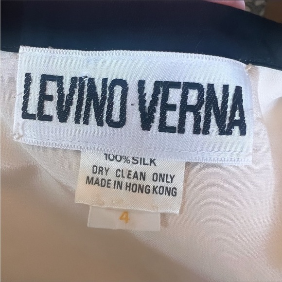 VINTAGE LEVINO VERNA 100% Silk White & Multi Color Abstract Print‎ Jacket Size 4 - Picture 13 of 16